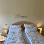Deichvoigt Nah Am Sandstrand Doese Duhnen Apartamento